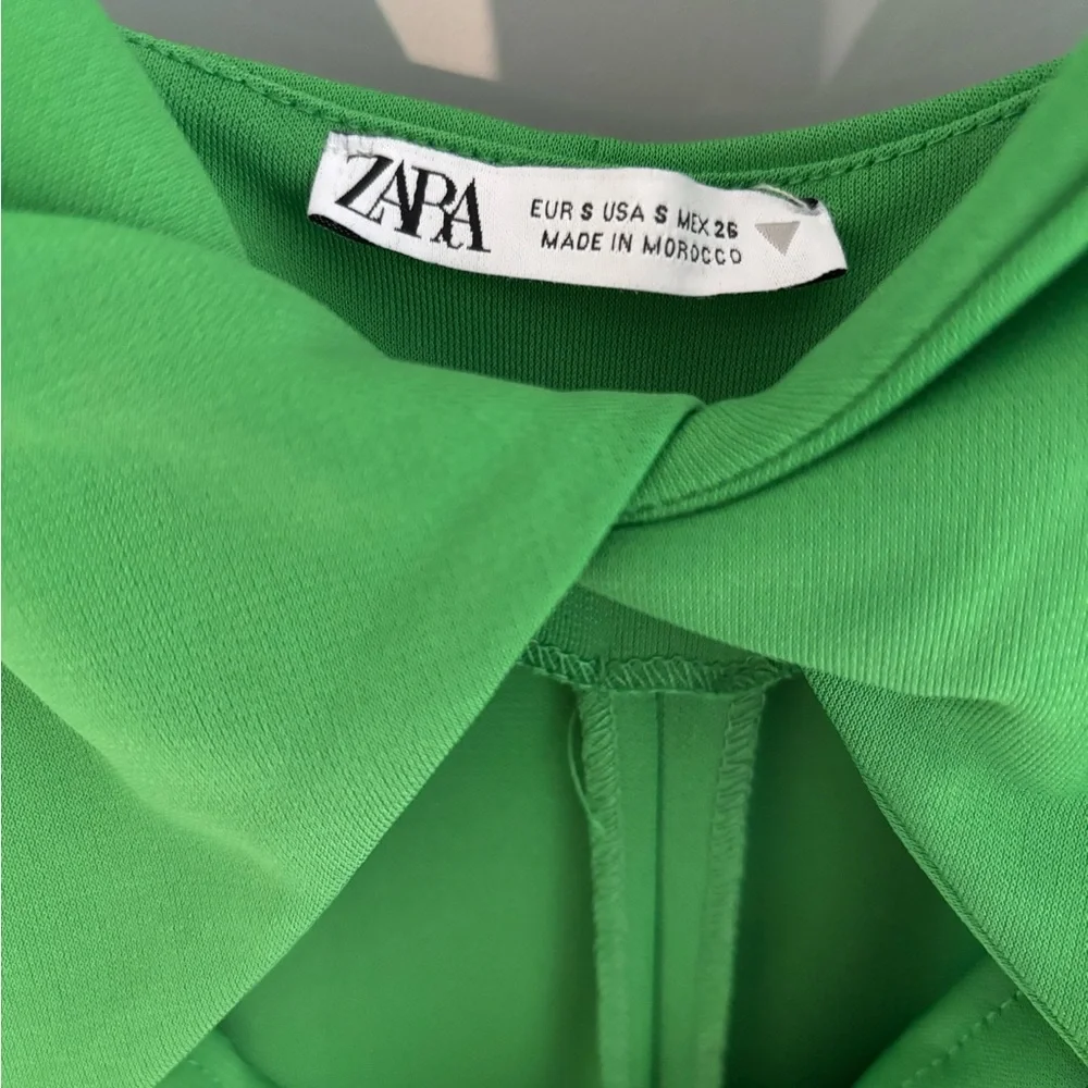 Zara Green Slip Midi Dress with Cutout Spaghetti Straps - Picture 5 of 6